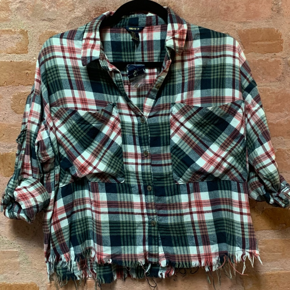 Distressed - Cropped Flannel.